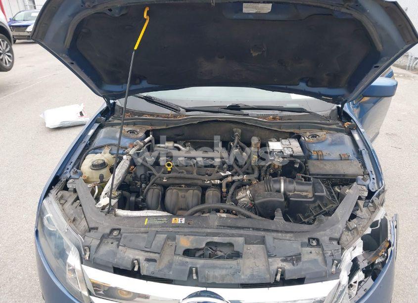 Photo 10 of 2010 Ford Fusion SE (VIN 3FAHP0HA5AR377135)