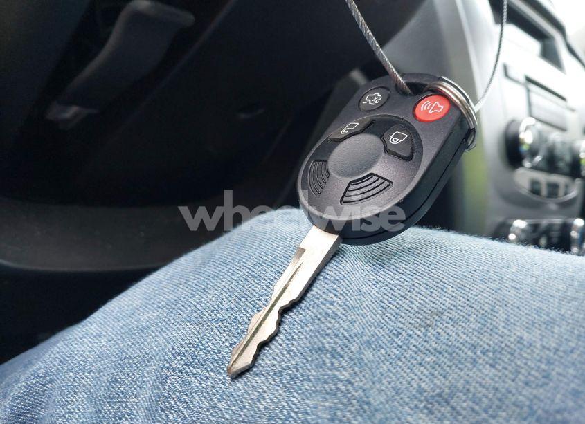 Photo 11 of 2010 Ford Fusion SE (VIN 3FAHP0HA5AR377135)