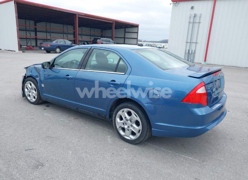 Photo 3 of 2010 Ford Fusion SE (VIN 3FAHP0HA5AR377135)