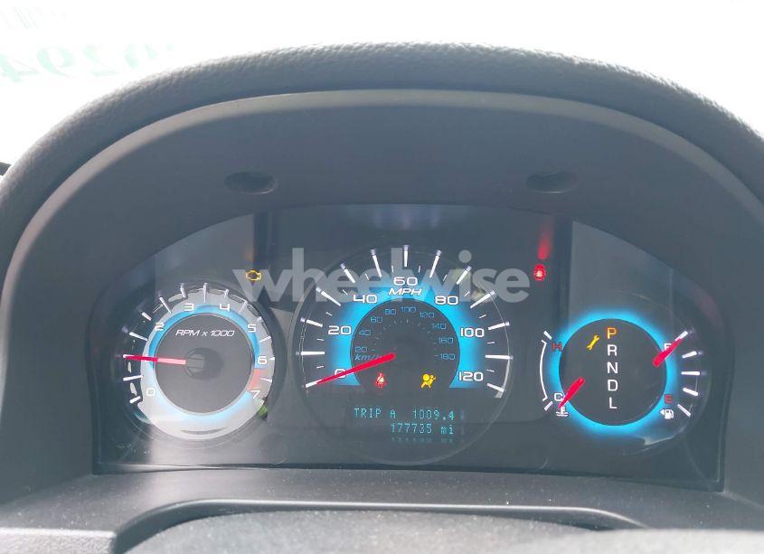 Photo 7 of 2010 Ford Fusion SE (VIN 3FAHP0HA5AR377135)