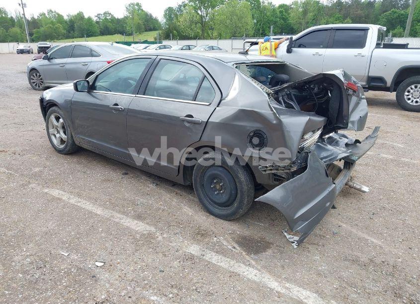 Photo 3 of 2010 Ford Fusion SE (VIN 3FAHP0HA5AR428603)