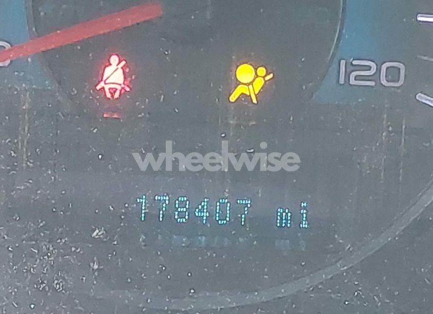 Photo 7 of 2010 Ford Fusion SE (VIN 3FAHP0HA5AR428603)