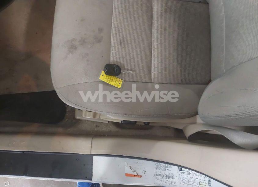 Photo 11 of 2011 Ford Fusion SE (VIN 3FAHP0HA5BR118078)