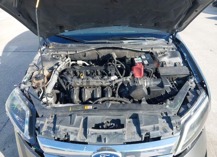 Photo 10 of 2011 Ford Fusion SE (VIN 3FAHP0HA5BR135382)