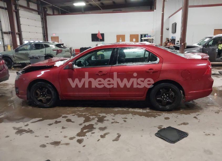 Photo 14 of 2011 Ford Fusion SE (VIN 3FAHP0HA5BR139027)