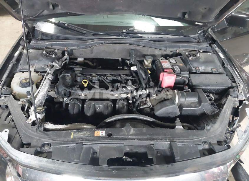 Photo 10 of 2011 Ford Fusion SE (VIN 3FAHP0HA5BR161769)