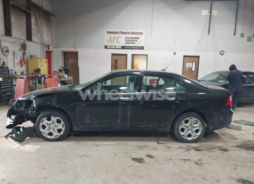 Photo 14 of 2011 Ford Fusion SE (VIN 3FAHP0HA5BR161769)