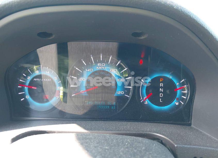 Photo 7 of 2011 Ford Fusion SE (VIN 3FAHP0HA5BR187630)