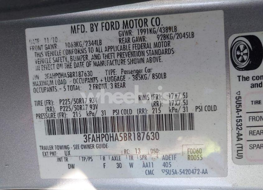 Photo 9 of 2011 Ford Fusion SE (VIN 3FAHP0HA5BR187630)