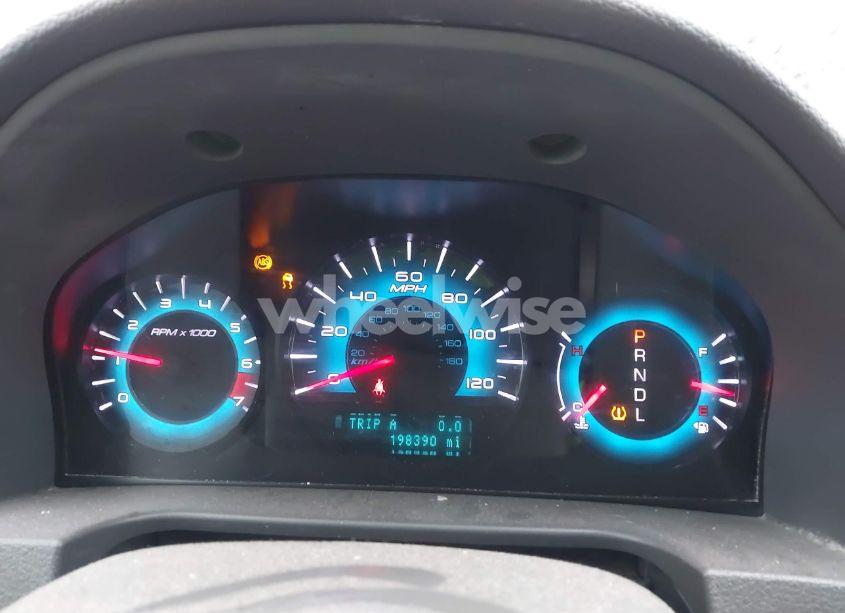 Photo 7 of 2011 Ford Fusion SE (VIN 3FAHP0HA5BR192049)