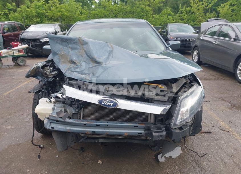 Photo 6 of 2011 Ford Fusion SE (VIN 3FAHP0HA5BR207228)