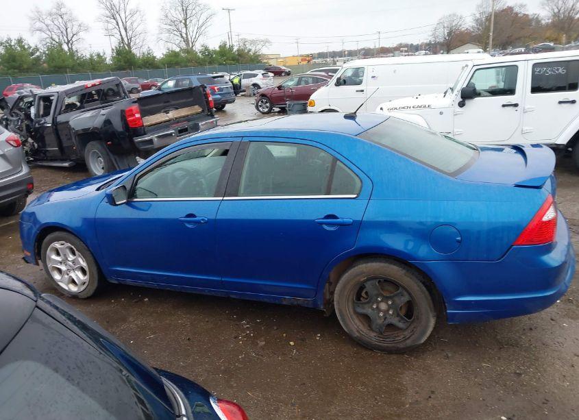 Photo 15 of 2011 Ford Fusion SE (VIN 3FAHP0HA5BR250208)