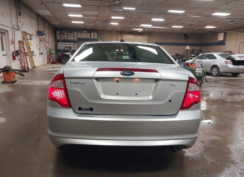 Photo 16 of 2011 Ford Fusion SE (VIN 3FAHP0HA5BR254503)