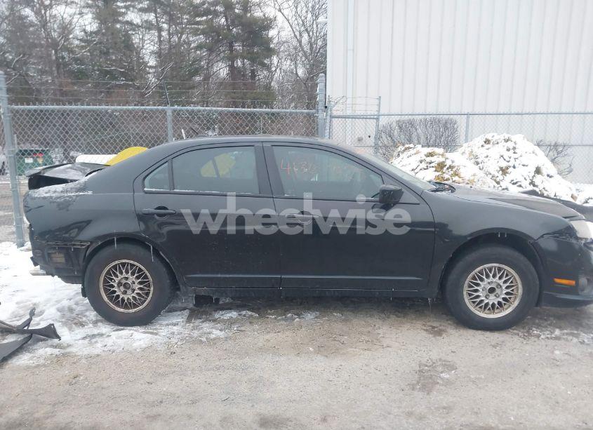 Photo 13 of 2011 Ford Fusion SE (VIN 3FAHP0HA5BR283404)