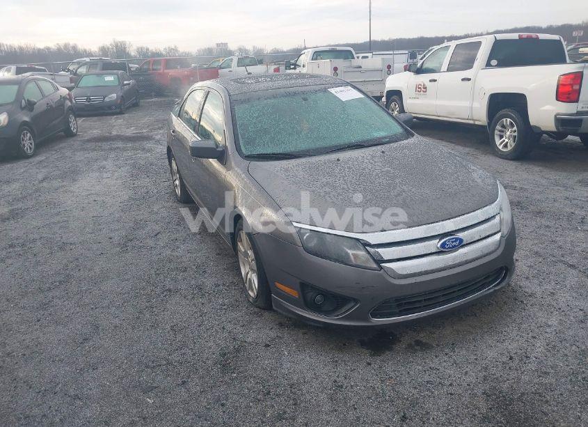 2011 Ford Fusion SE (VIN 3FAHP0HA5BR289624) main photo