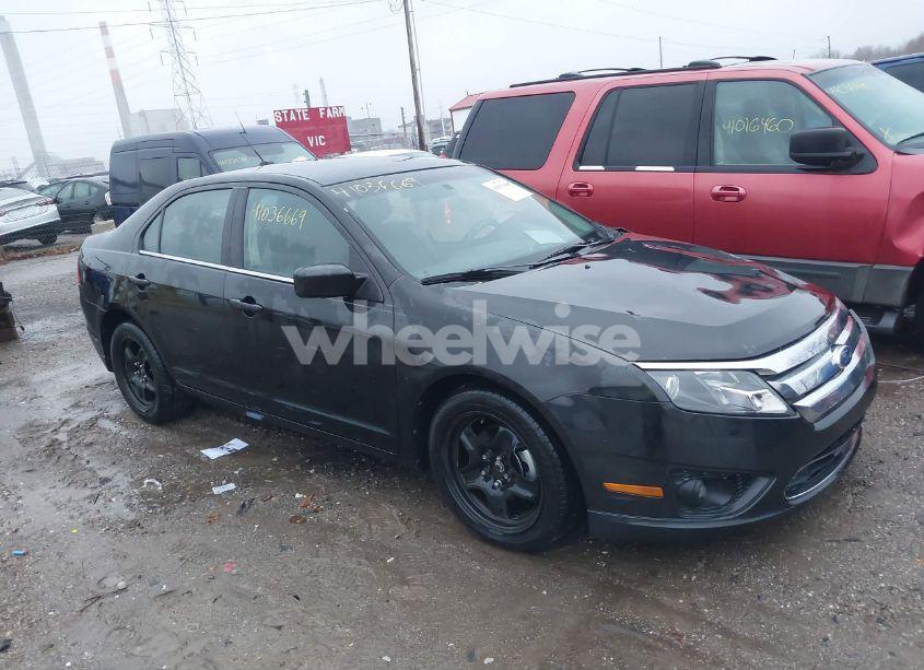 2011 Ford Fusion SE (VIN 3FAHP0HA5BR315414) main photo