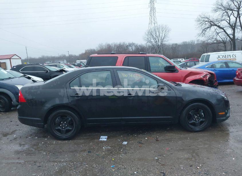 Photo 13 of 2011 Ford Fusion SE (VIN 3FAHP0HA5BR315414)