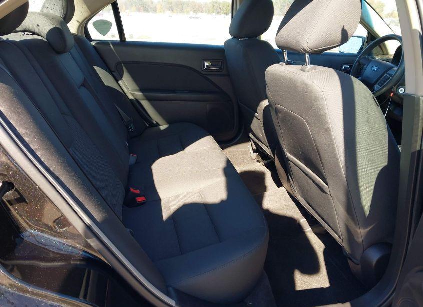 Photo 8 of 2011 Ford Fusion SE (VIN 3FAHP0HA5BR328230)