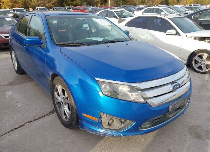 2012 Ford Fusion SE (VIN 3FAHP0HA5CR107289) main photo
