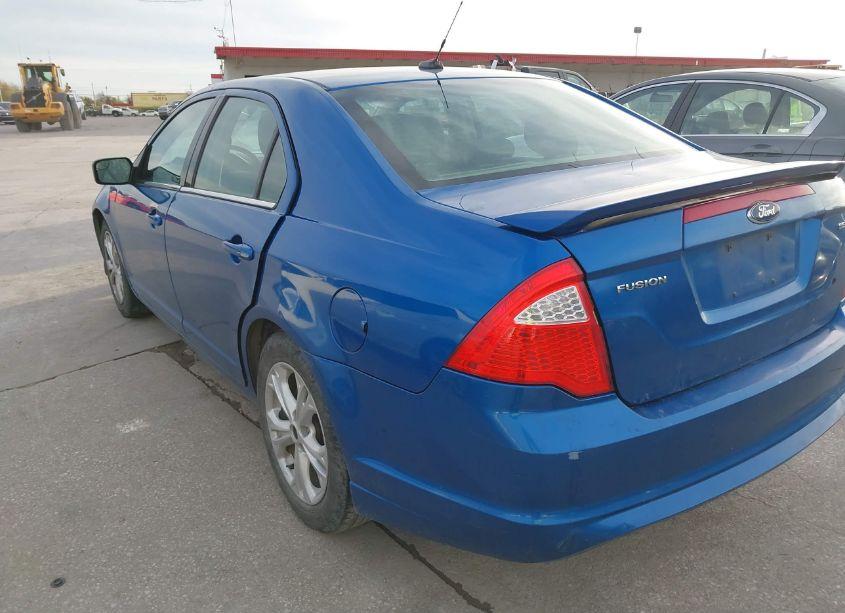 Photo 3 of 2012 Ford Fusion SE (VIN 3FAHP0HA5CR107289)