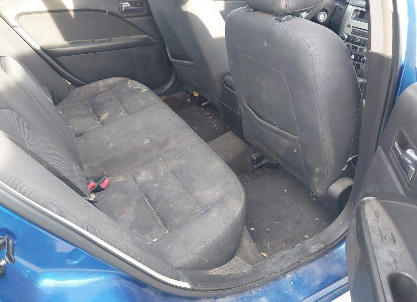 Photo 8 of 2012 Ford Fusion SE (VIN 3FAHP0HA5CR107289)