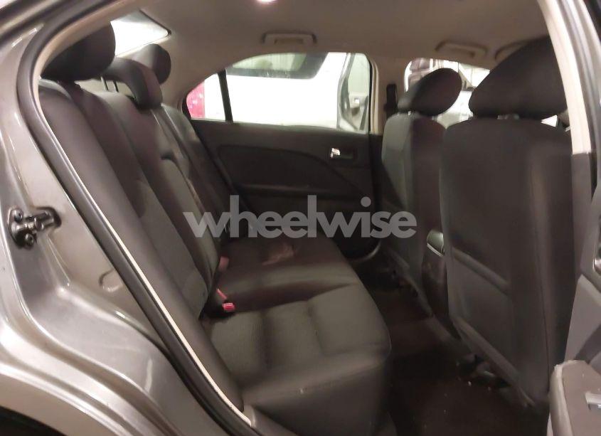 Photo 8 of 2012 Ford Fusion SE (VIN 3FAHP0HA5CR120415)