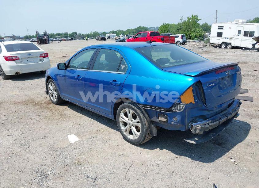 Photo 3 of 2012 Ford Fusion SE (VIN 3FAHP0HA5CR121001)