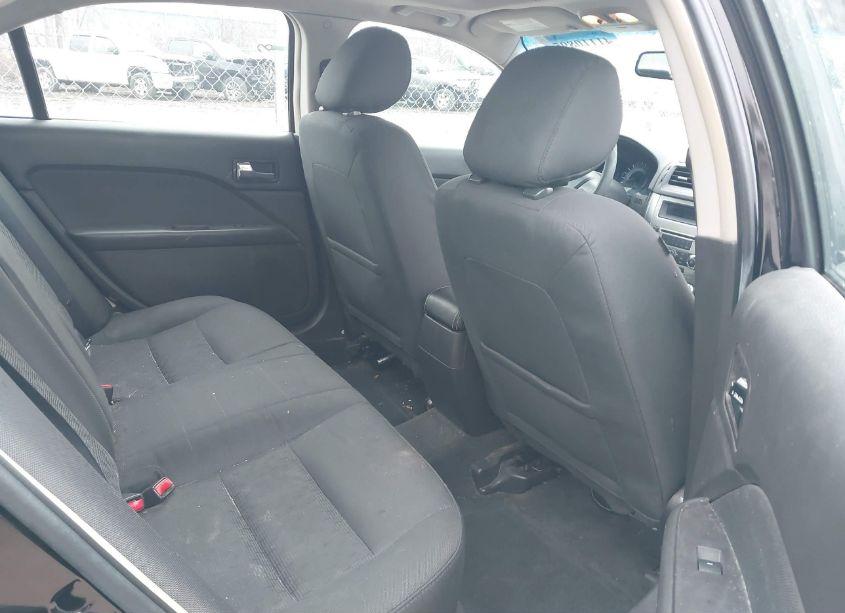 Photo 8 of 2012 Ford Fusion SE (VIN 3FAHP0HA5CR135867)