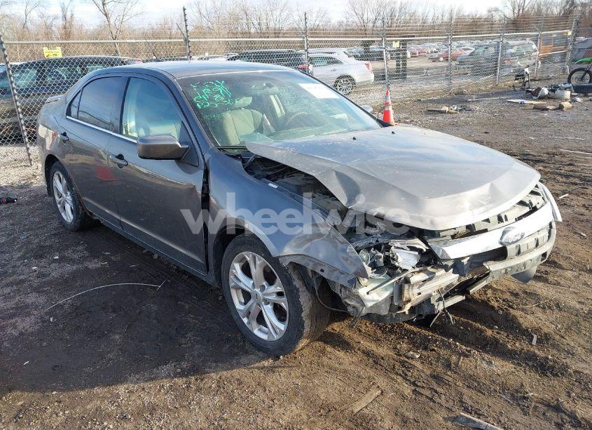 2012 Ford Fusion SE (VIN 3FAHP0HA5CR210406) main photo