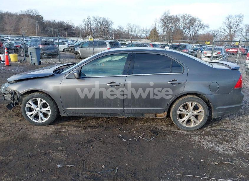 Photo 15 of 2012 Ford Fusion SE (VIN 3FAHP0HA5CR210406)