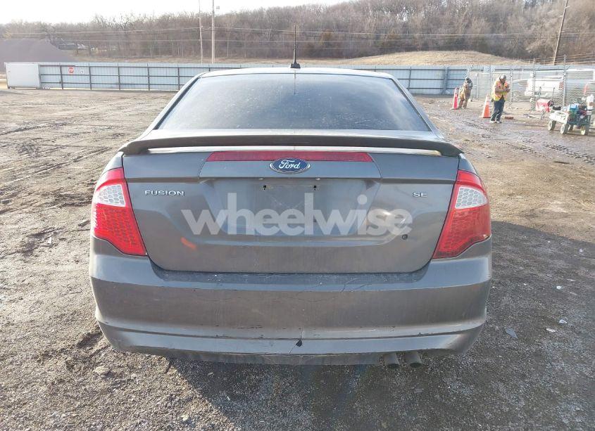Photo 17 of 2012 Ford Fusion SE (VIN 3FAHP0HA5CR210406)