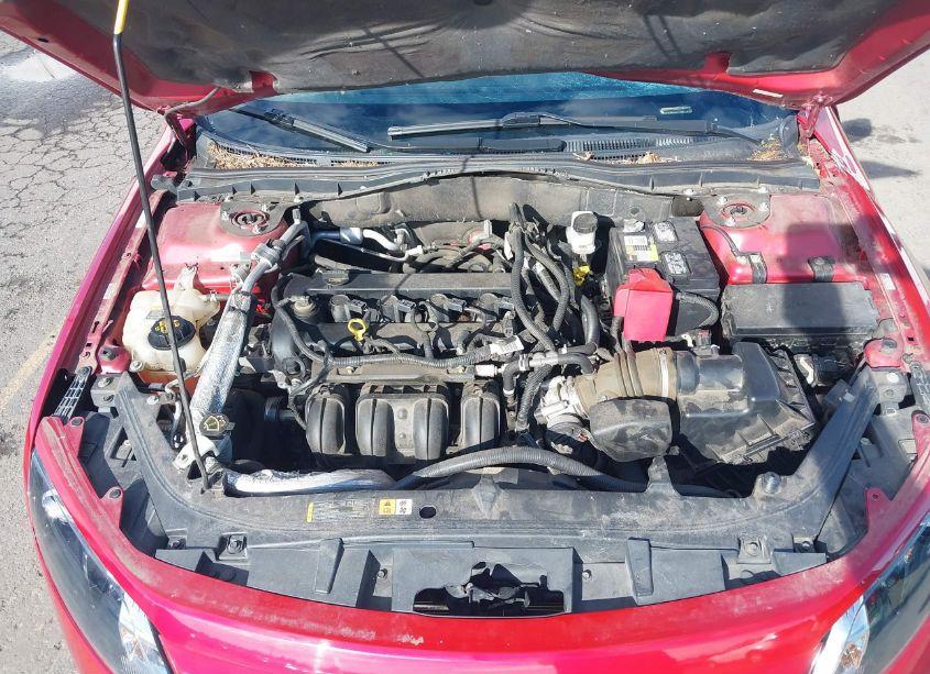 Photo 10 of 2012 Ford Fusion SE (VIN 3FAHP0HA5CR218568)