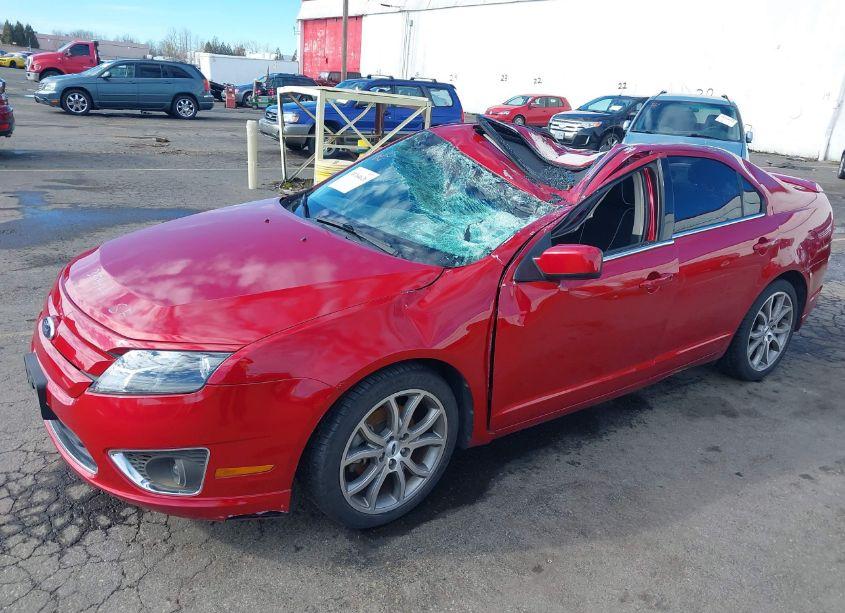 Photo 2 of 2012 Ford Fusion SE (VIN 3FAHP0HA5CR218568)