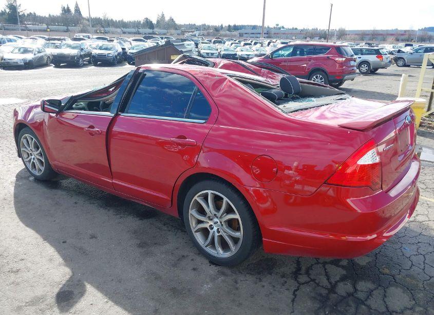 Photo 3 of 2012 Ford Fusion SE (VIN 3FAHP0HA5CR218568)