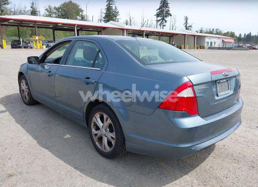 Photo 3 of 2012 Ford Fusion SE (VIN 3FAHP0HA5CR225536)