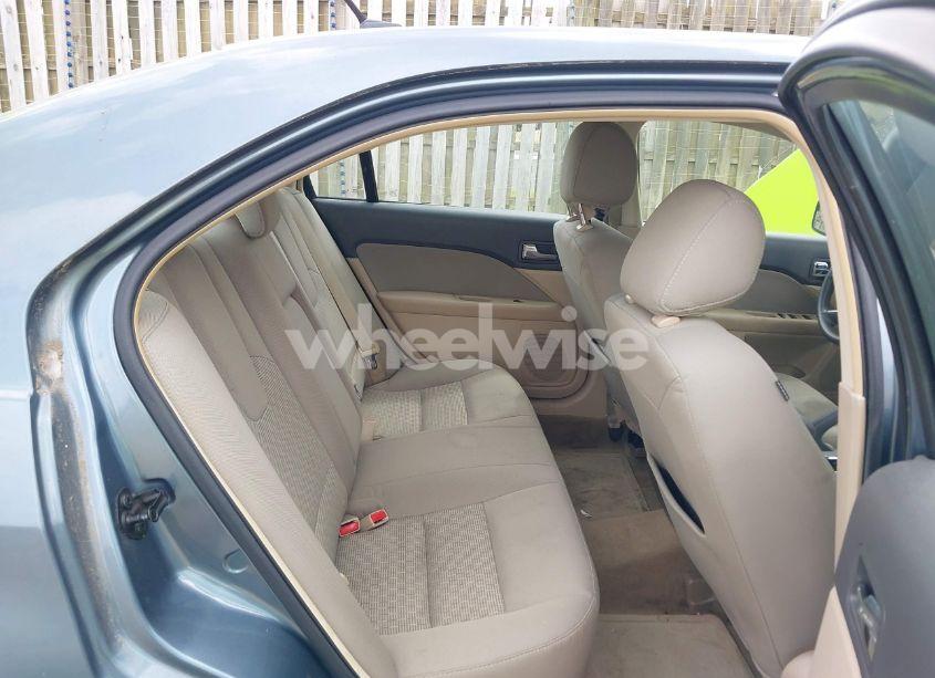 Photo 8 of 2012 Ford Fusion SE (VIN 3FAHP0HA5CR264255)