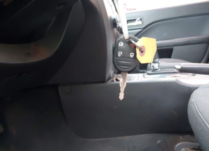 Photo 11 of 2012 Ford Fusion SE (VIN 3FAHP0HA5CR277796)