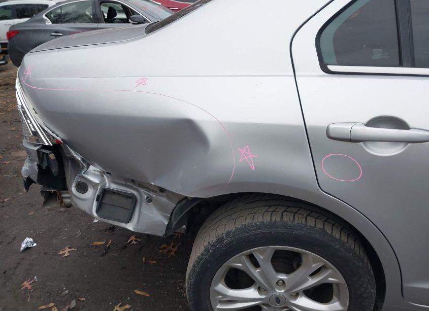 Photo 12 of 2012 Ford Fusion SE (VIN 3FAHP0HA5CR277796)