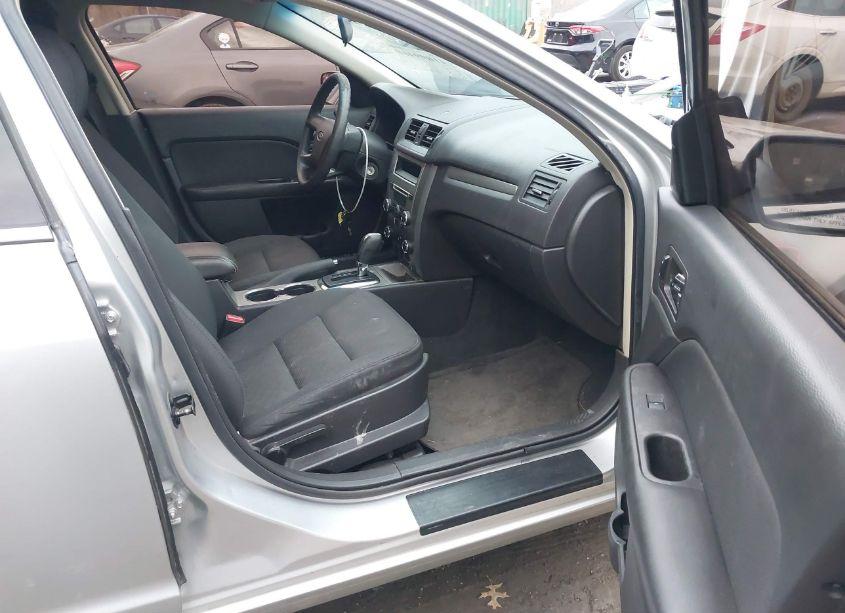 Photo 5 of 2012 Ford Fusion SE (VIN 3FAHP0HA5CR277796)