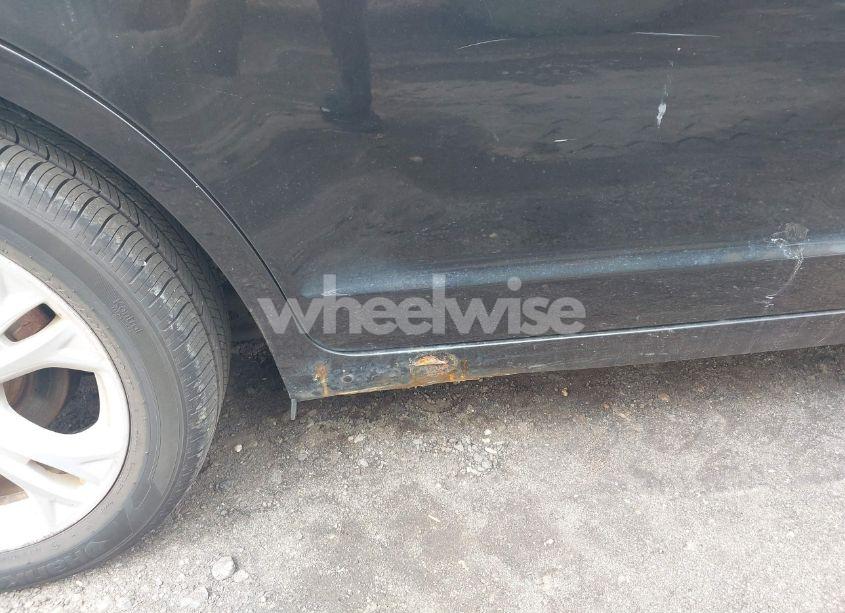 Photo 6 of 2012 Ford Fusion SE (VIN 3FAHP0HA5CR277846)