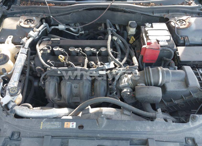 Photo 10 of 2012 Ford Fusion SE (VIN 3FAHP0HA5CR305841)