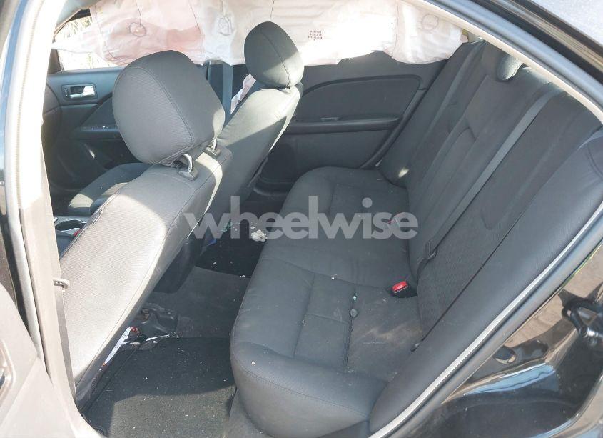 Photo 8 of 2012 Ford Fusion SE (VIN 3FAHP0HA5CR305841)