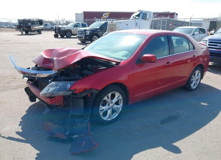 Photo 2 of 2012 Ford Fusion SE (VIN 3FAHP0HA5CR310344)