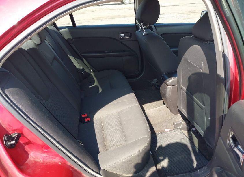 Photo 8 of 2012 Ford Fusion SE (VIN 3FAHP0HA5CR310344)