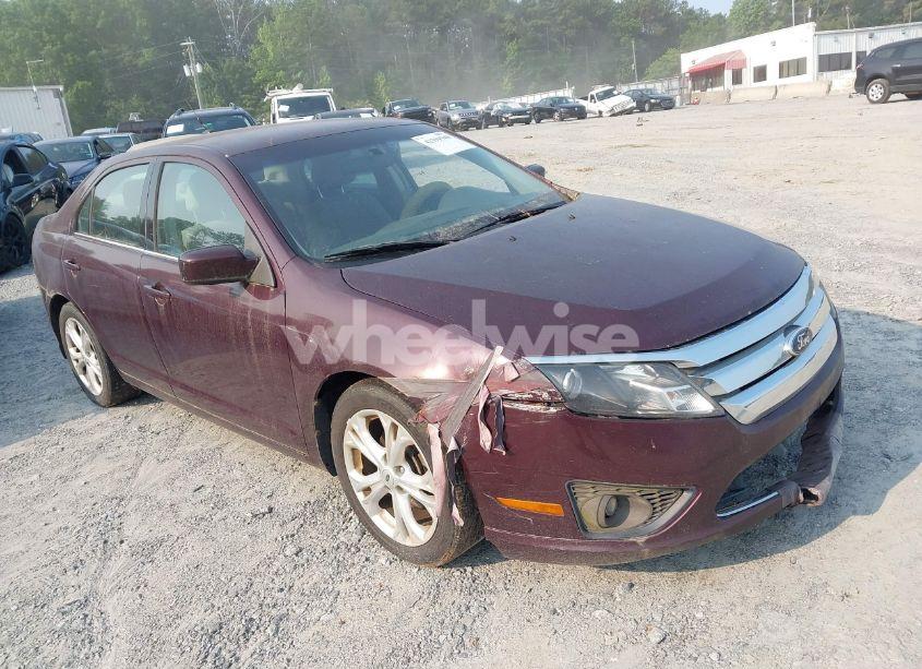 2012 Ford Fusion SE (VIN 3FAHP0HA5CR312983) main photo