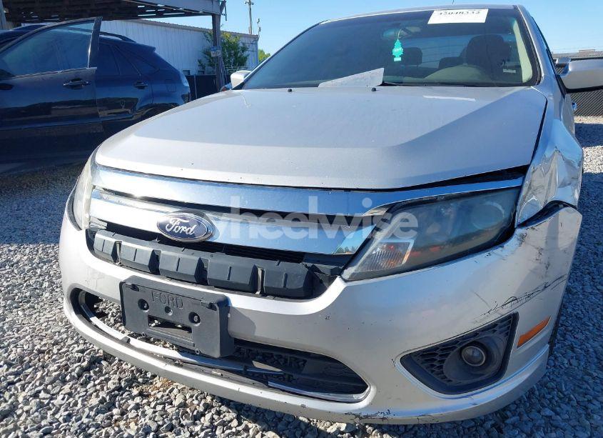 Photo 6 of 2012 Ford Fusion SE (VIN 3FAHP0HA5CR322428)