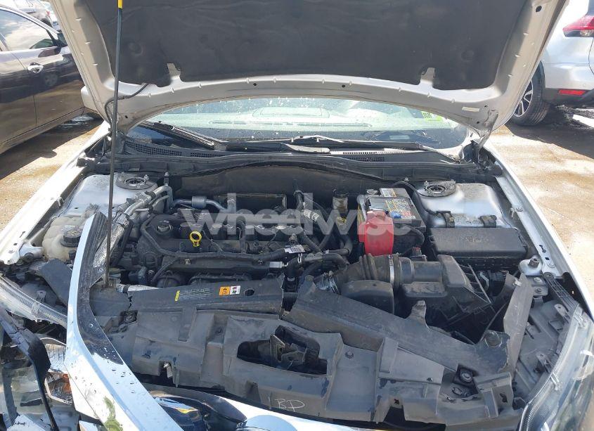 Photo 10 of 2012 Ford Fusion SE (VIN 3FAHP0HA5CR374481)