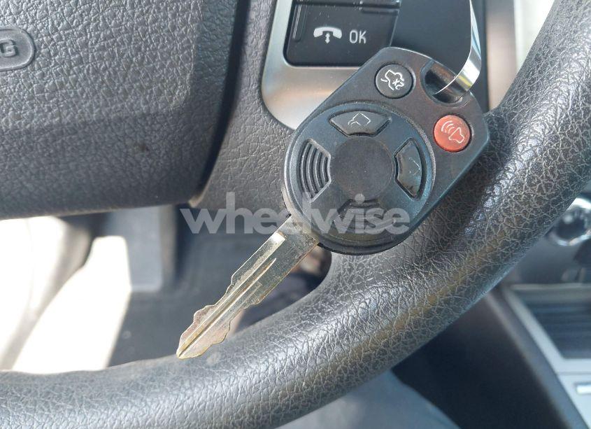 Photo 11 of 2012 Ford Fusion SE (VIN 3FAHP0HA5CR374481)