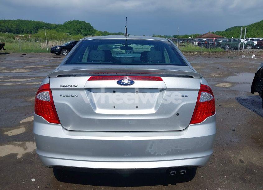 Photo 16 of 2012 Ford Fusion SE (VIN 3FAHP0HA5CR374481)