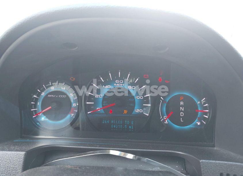 Photo 7 of 2012 Ford Fusion SE (VIN 3FAHP0HA5CR374481)